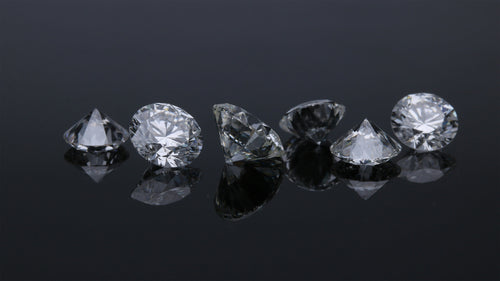 Diamantens 4 C'er: En guide til diamanters kvalitet